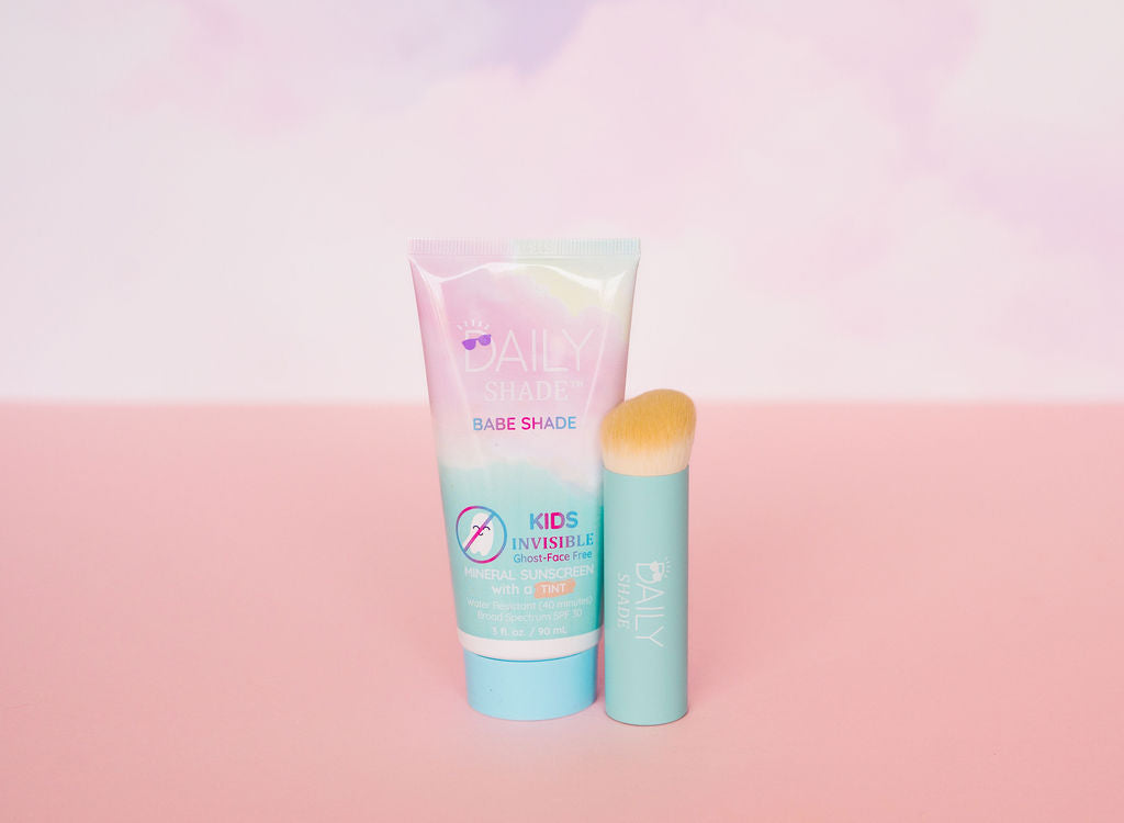 Shade Brush - Kid-Sized Angled Sunscreen Applicator for Children