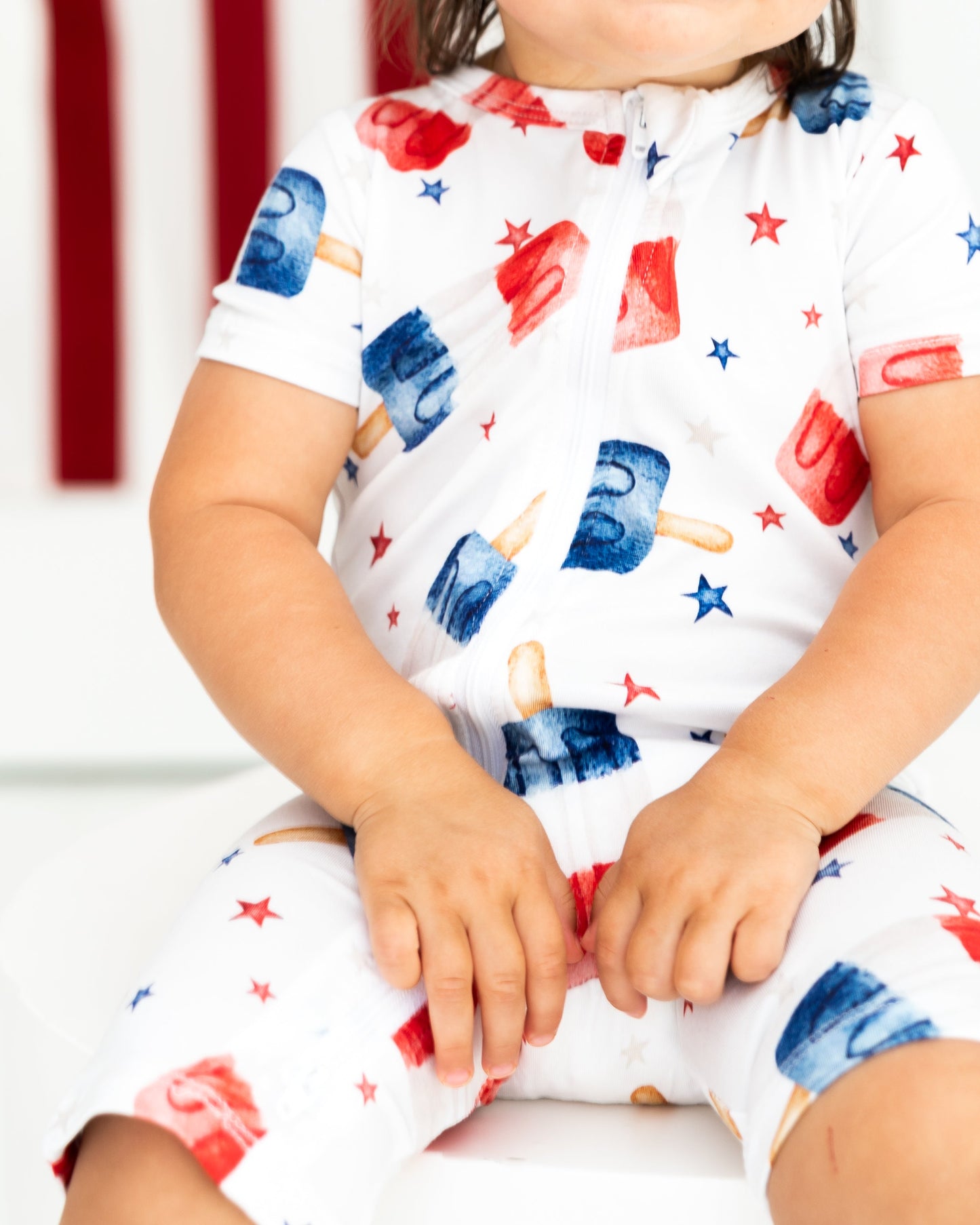Red, White and Snooze Shorty Lounger