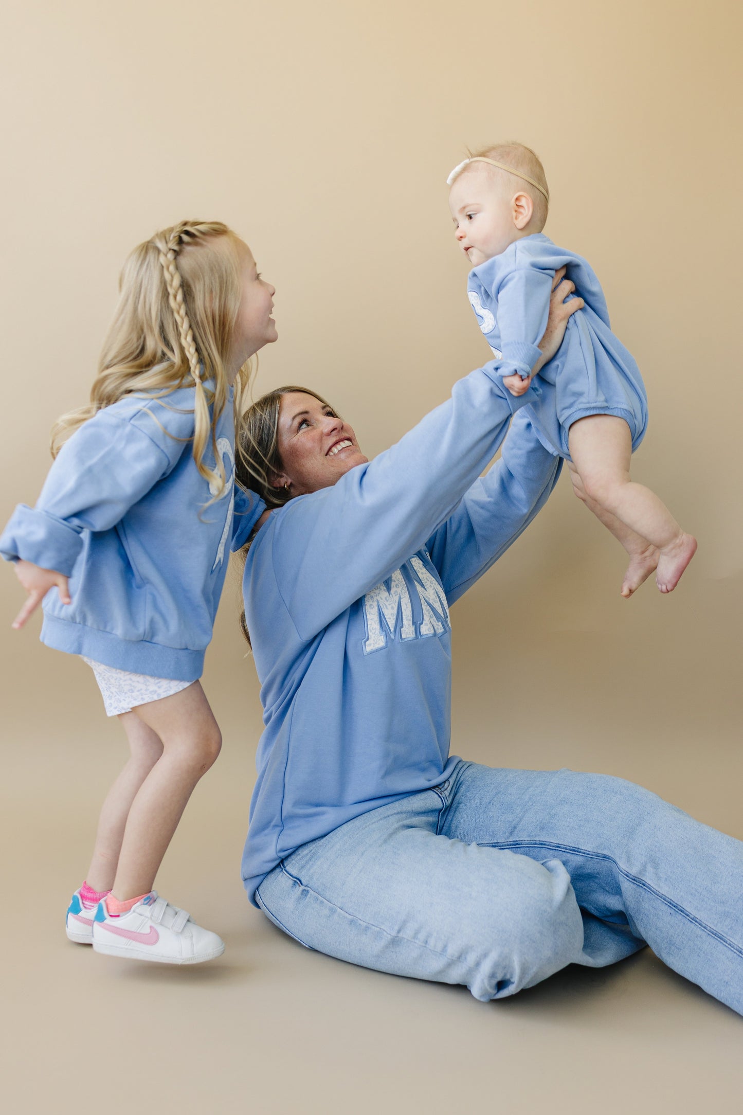 Mama Applique Crewneck Sweatshirt